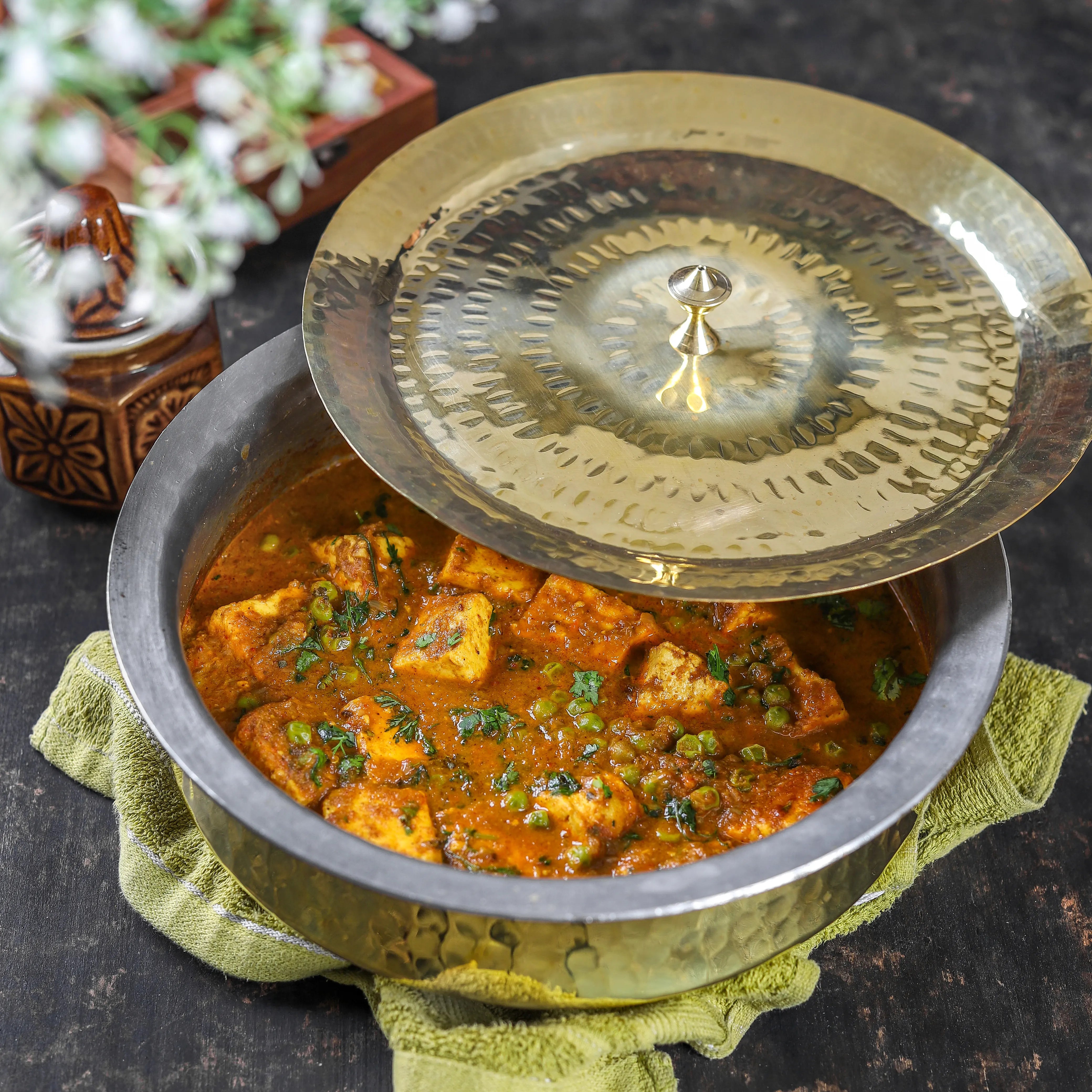 Brass Lagaan - Tin coated with Lid - Kalasians